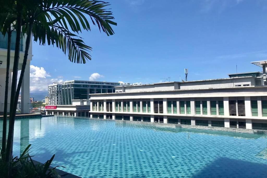 Condo In Imago Mall 亚庇最大商场imago楼里公寓 코타키나발루에서가장큰쇼핑센터아파트 المظهر الخارجي الصورة